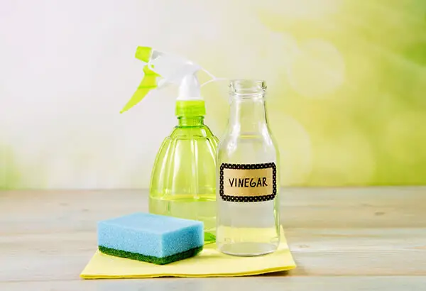 use vinegar as a water softener for cleaning