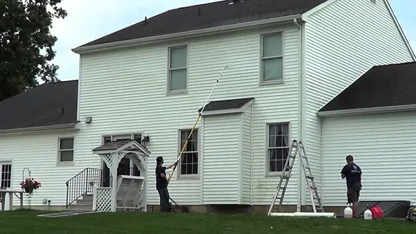 How To Pressure Wash A 2 Story House